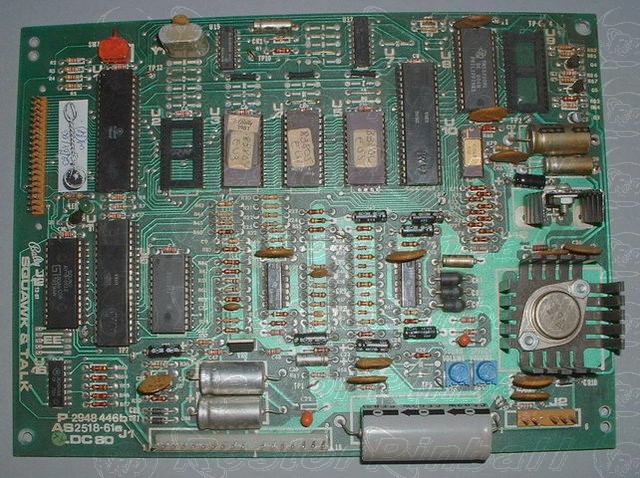 http://www.flipperfrance.com/ArticleFF2/Reconnaitreunecarte/Bally/Wd_FF03.JPG