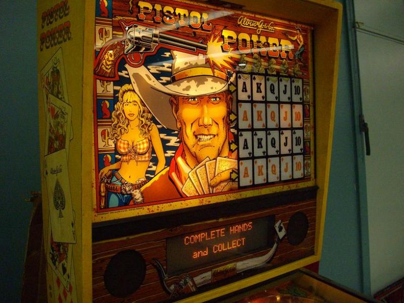33-Pistol-poker-fronton.JPG