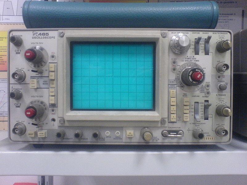 800px-Tektronix-465-Oscilloscope.jpg