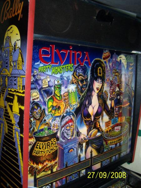 Elvira5.jpg