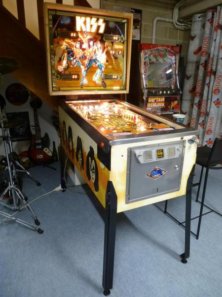 Kiss-04.JPG