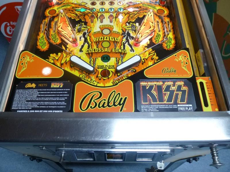 Kiss-10.JPG