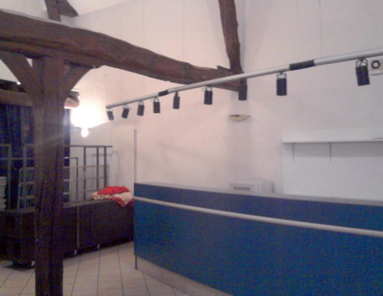 halle04.jpg