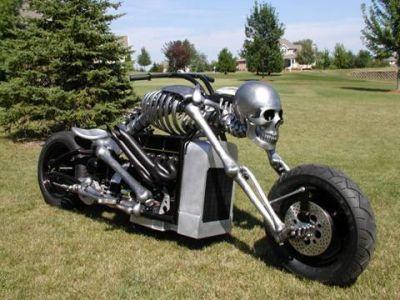 normal-moto-chopper-custom-squelette1.jpg